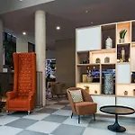 Hotel Leonardo Royal Fira 4*