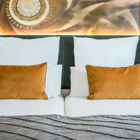 Leonardo Royal Fira Otel Barselona