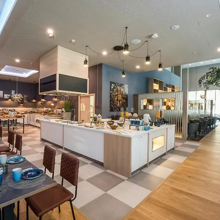 Leonardo Royal Fira Otel