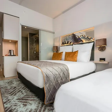 Leonardo Royal Fira Otel 4*