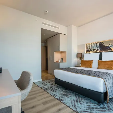 Leonardo Royal Fira 4* Barselona